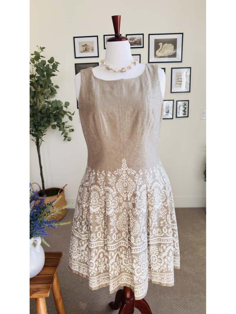 Jones New York Taupe Damask Border Print Dress Size 14